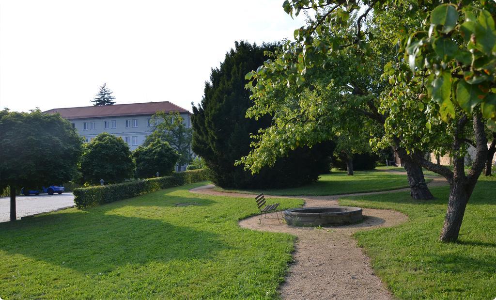 Komensky Gaste- Und Tagungshaus Herrnhut Buitenkant foto